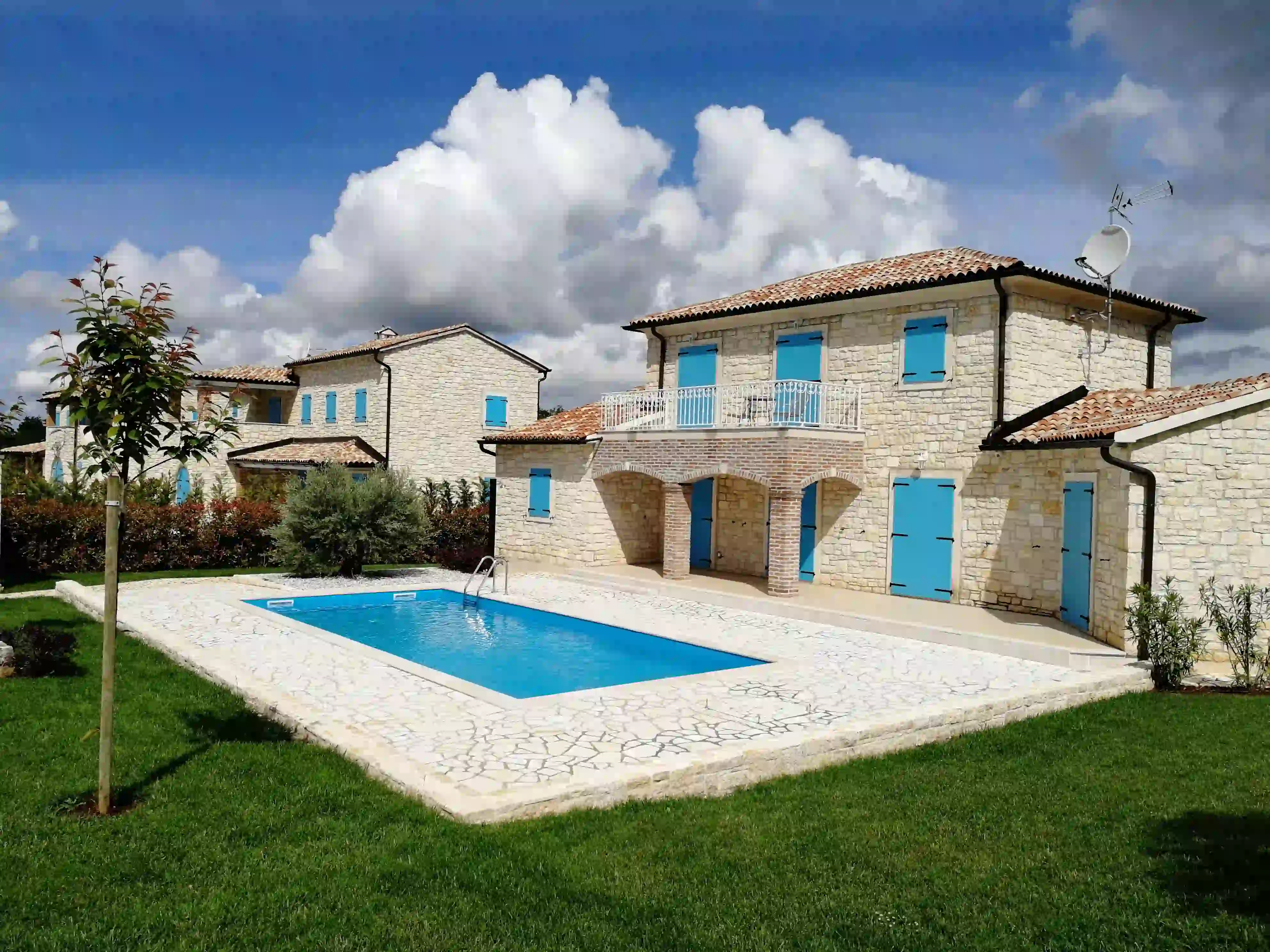 usluga-izrade-bazena