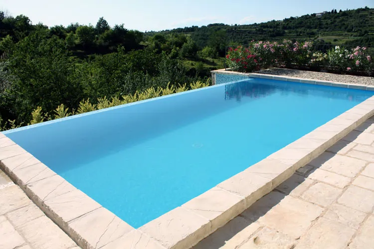 primjer bazena tipa infnity